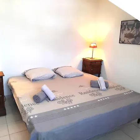 Maison Alis 5 Pieces 10 Personnes A 100 Metres De La Du Couregant